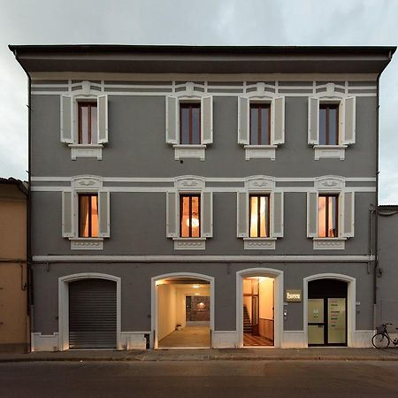 Residenza Cavour Aparthotel Empoli Bagian luar foto