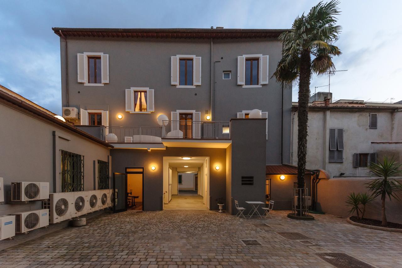 Residenza Cavour Aparthotel Empoli Bagian luar foto
